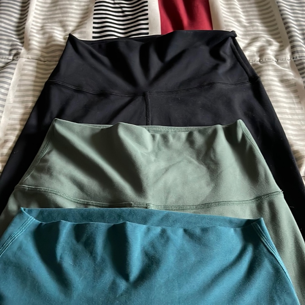 Three pair leggings